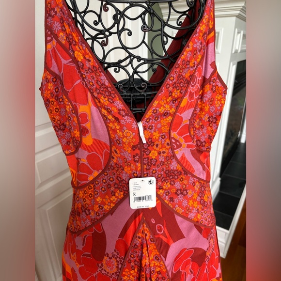 Beautiful multicolored, bohemian sundress size US small with adjustable straps. - Picture 4 of 11